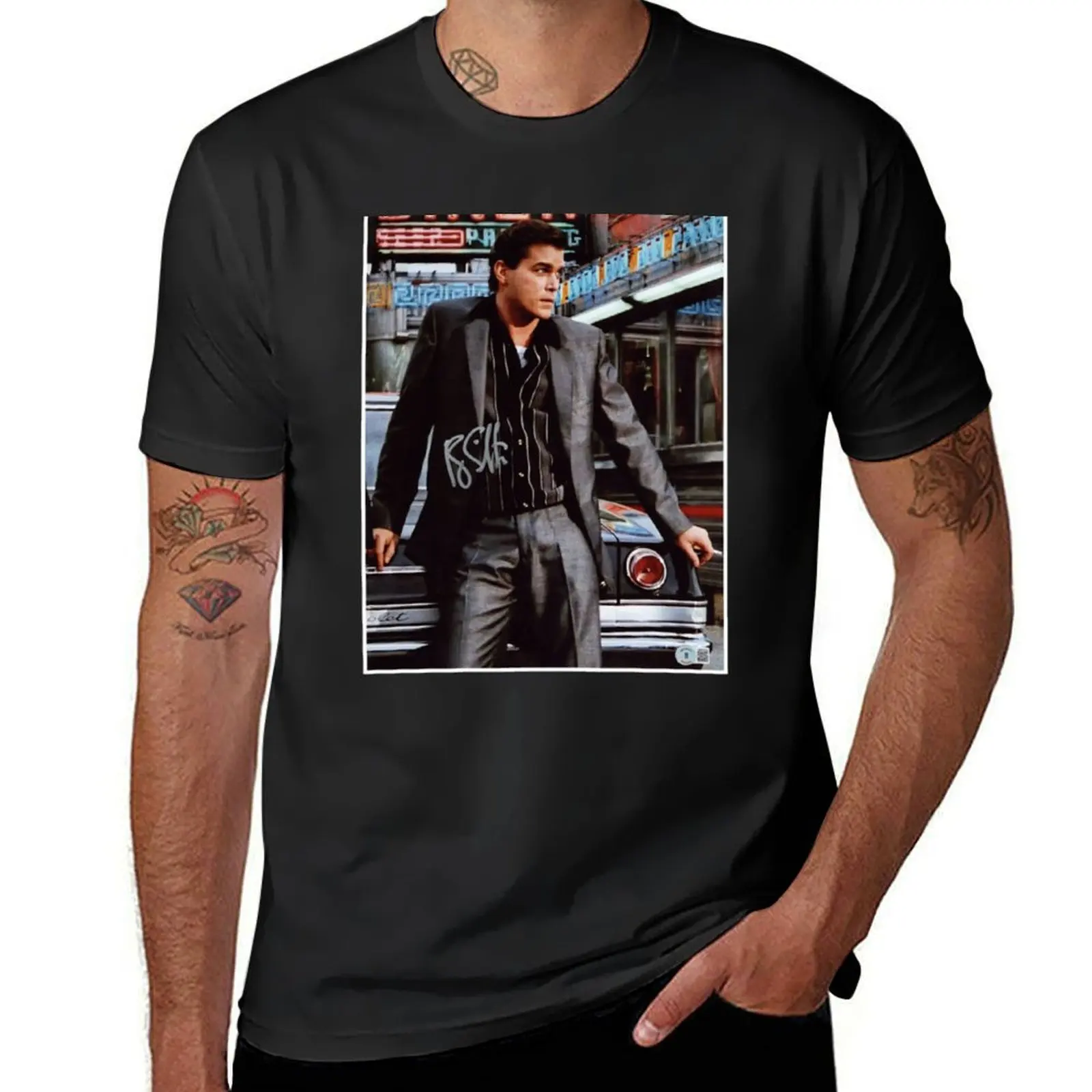 Ray Liotta Fan Art _ amp _ Merch футболка, спортивные веера, быстросохнущие футболки, милая одежда, футболки для мужчин
Ray Liotta Fan Art _ amp _ Merch футболка, спортивные веера, быстросохнущие футболки, милая одежда, футболки для мужчин