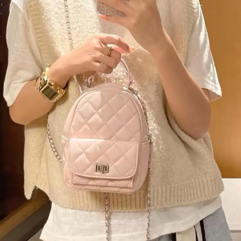Fashion Leather Small Backpacks High-end Rhombic Sewing Women's Shoulder Bags Versatile Large Capacity Chain Handheld Handbags
Fashion Leather Small Backpacks High-end Rhombic Sewing Women's Shoulder Bags Versatile Large Capacity Chain Handheld Handbags