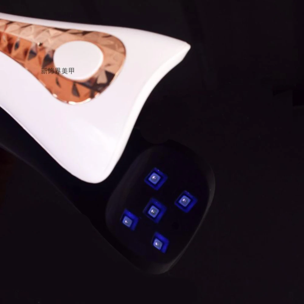 1Pc Handhold UV LED Mini Nail Lamp Portable Rechargeable Storage Manicure Lamp Nail Dryers Quick Drying Gel Nail Polish
1Pc Handhold UV LED Mini Nail Lamp Portable Rechargeable Storage Manicure Lamp Nail Dryers Quick Drying Gel Nail Polish