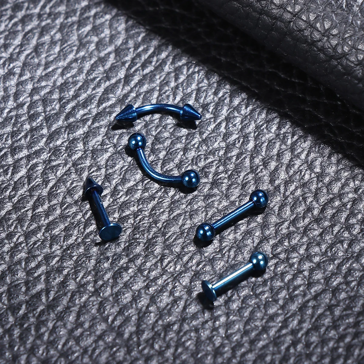 8pcs Stainless Steel Curved Eyebrow Nose Lip Earrings Piercings Punk Unisex Body Piercing Jewelry (Blue)
8pcs Stainless Steel Curved Eyebrow Nose Lip Earrings Piercings Punk Unisex Body Piercing Jewelry (Blue)