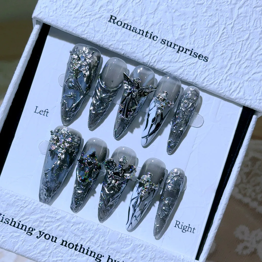10pcs Luxury Handmade Long Stiletto Y2K Press On Nails Creative Punk Metal Rhinestone Decor Sweet Cool Fake Nails Wearable Nails
10pcs Luxury Handmade Long Stiletto Y2K Press On Nails Creative Punk Metal Rhinestone Decor Sweet Cool Fake Nails Wearable Nails