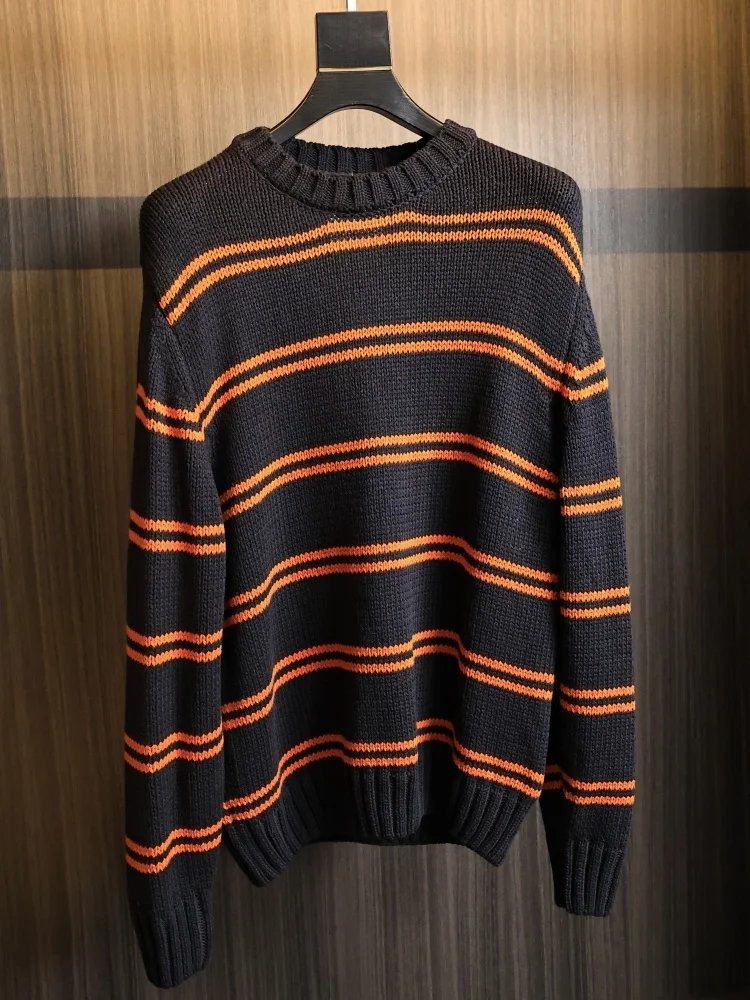 Men's Knitted Sweater Long Sve round Ne Stripe Pattern Soft Comfortable Autumn Winter Faion Casual Breathable Knitwear
Men's Knitted Sweater Long Sve round Ne Stripe Pattern Soft Comfortable Autumn Winter Faion Casual Breathable Knitwear