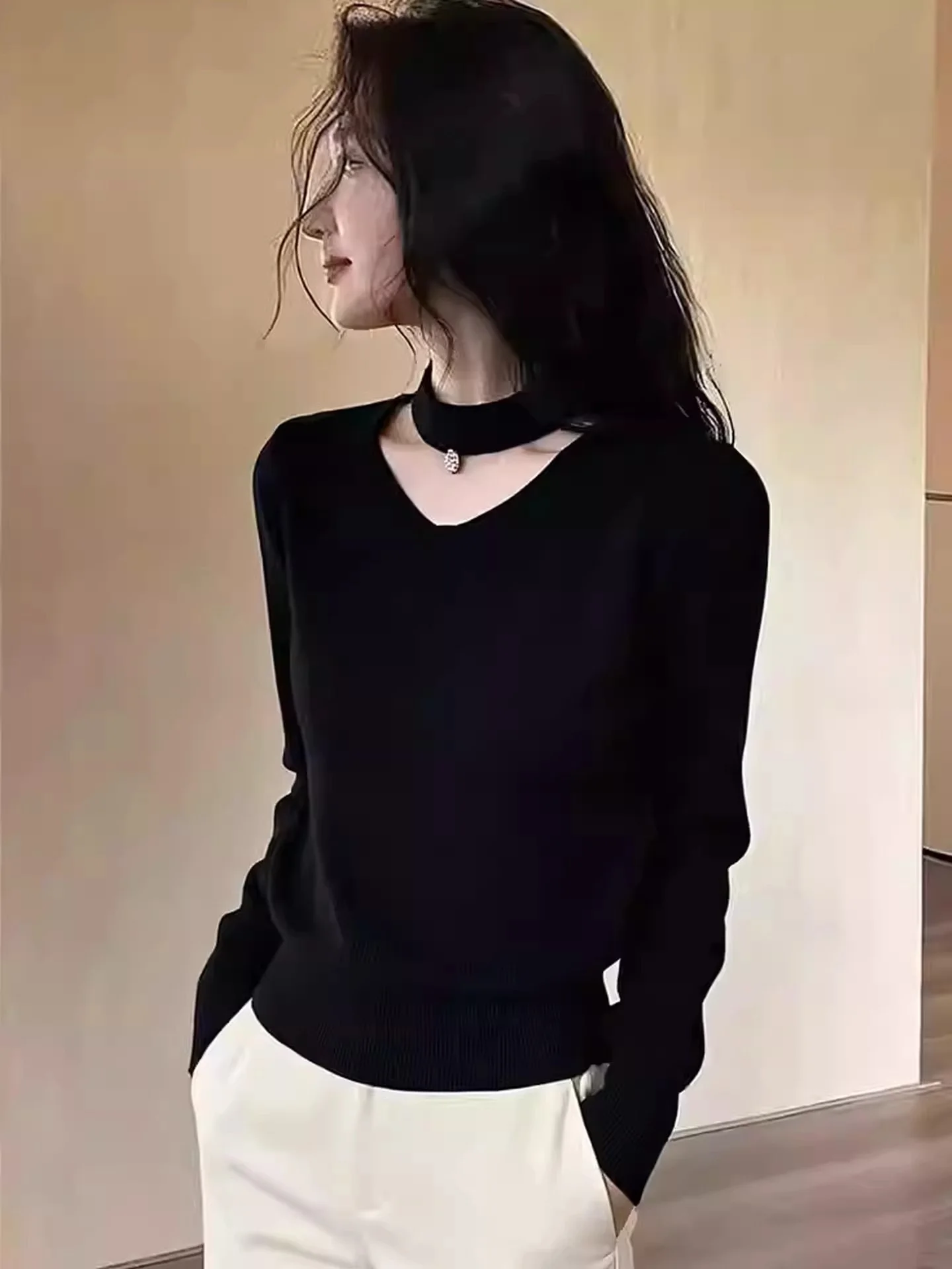 Корейский вязаный свитер с V-образным вырезом, модный дизайн, зимний теплый топ, однотонный, длинный рукав
Корейский вязаный свитер с V-образным вырезом, модный дизайн, зимний теплый топ, однотонный, длинный рукав