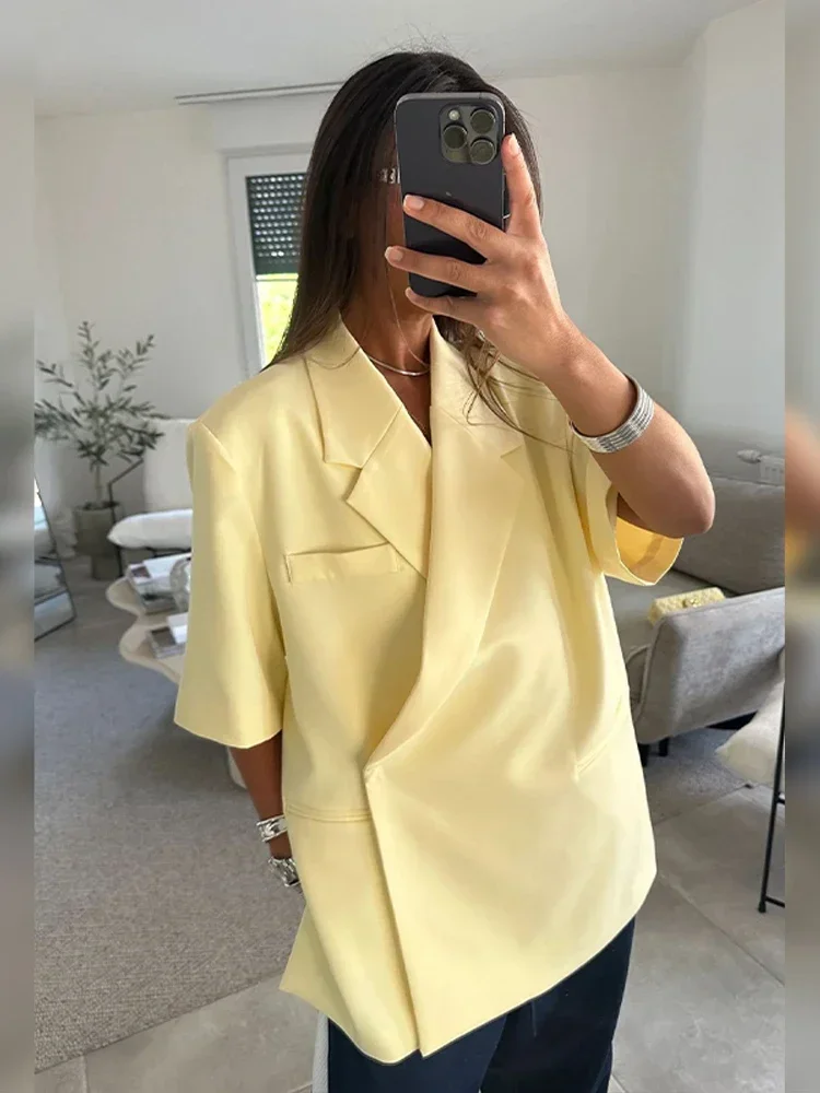 New Fashion Butter Short Sport Jacket For Women Loose Half Sleeve V-neck Jacket New Summer Office Women's Commuter Wear
New Fashion Butter Short Sport Jacket For Women Loose Half Sleeve V-neck Jacket New Summer Office Women's Commuter Wear