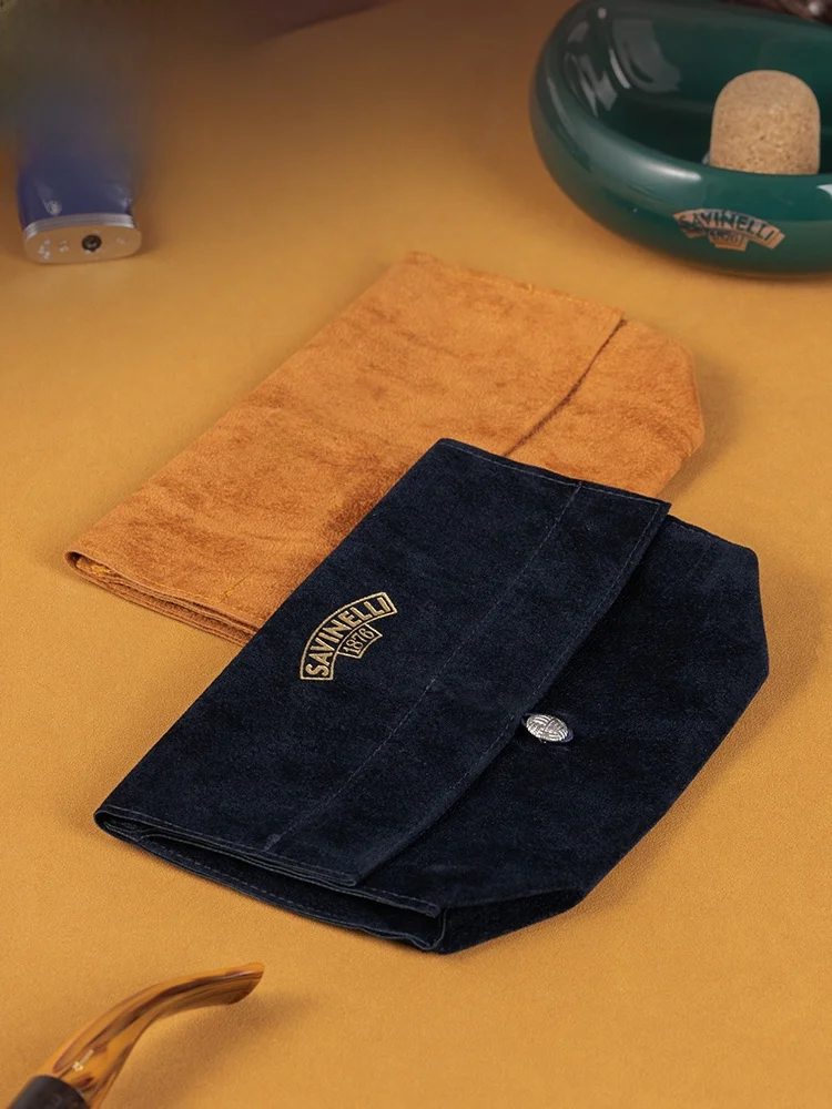 Savinelli Flagship Store Regular High-End Men's Portable Pipe Bag Embossed Blue Logo T675 Premium Smoking Accessories
Savinelli Flagship Store Regular High-End Men's Portable Pipe Bag Embossed Blue Logo T675 Premium Smoking Accessories