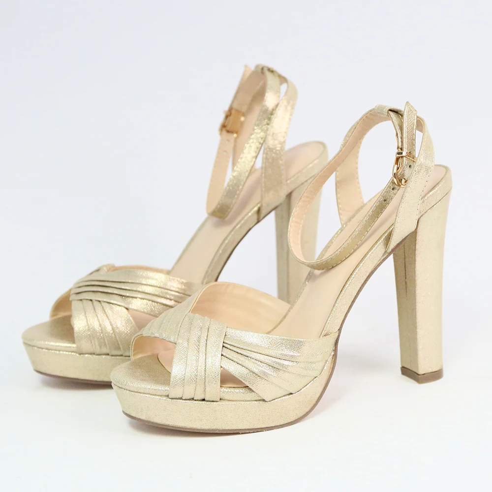 2025 Summer Gold Waterproof Platform Chunky Heel High Heel Sandals for Women Cross Strap Buckle Strap Party Shoes
2025 Summer Gold Waterproof Platform Chunky Heel High Heel Sandals for Women Cross Strap Buckle Strap Party Shoes