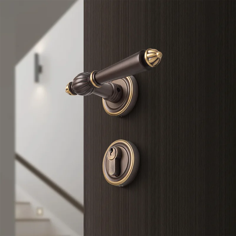All copper light French retro door lock, indoor room door lock wooden door handle bronze handle lock
All copper light French retro door lock, indoor room door lock wooden door handle bronze handle lock