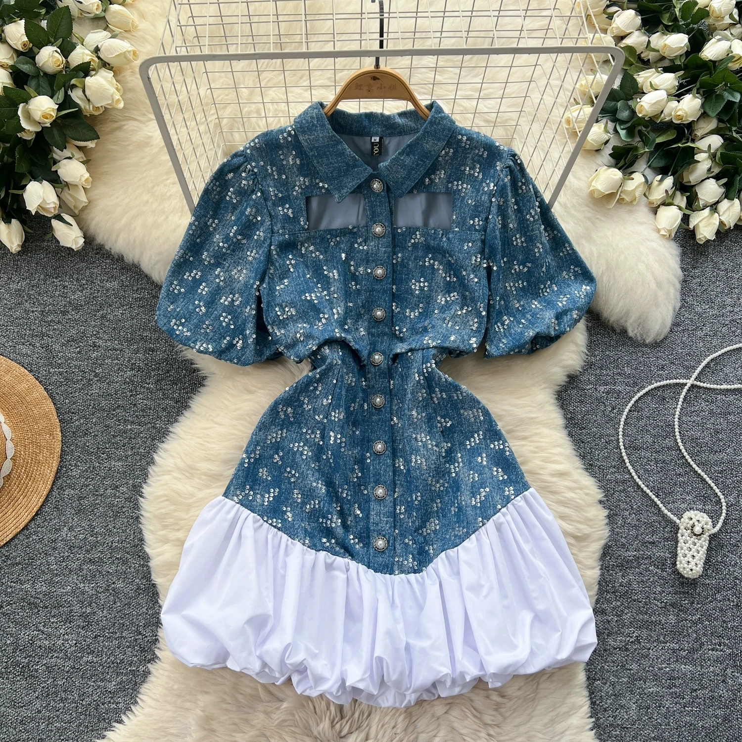 Women Sequin Embroidery Waistline Bubble Sleeve Denim Patchwork Flower Puff Dress
Women Sequin Embroidery Waistline Bubble Sleeve Denim Patchwork Flower Puff Dress