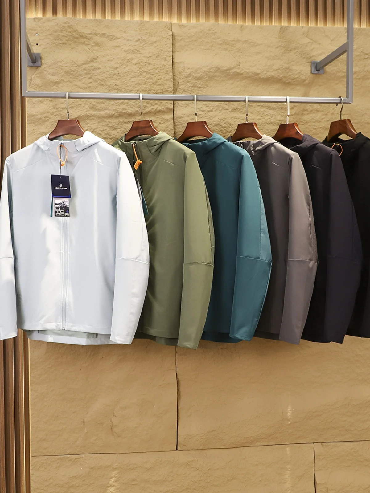 High-End Men's Spring Lightweight High-Elastic Breathable Faionable Hooded Spor Casual Jaet Waterproof Stand Fit
High-End Men's Spring Lightweight High-Elastic Breathable Faionable Hooded Spor Casual Jaet Waterproof Stand Fit