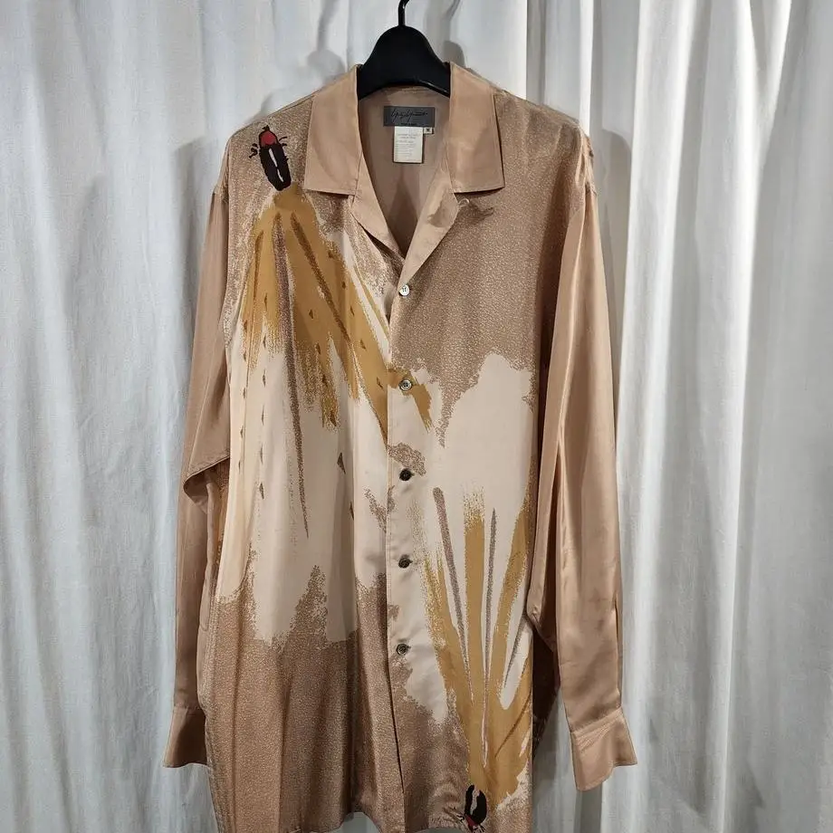 Топ-Аммамото ® Рубашка с принтом в стиле чернильной стирки Женская рубашка с длинными рукавами, небольшими лацканами, свободным и нишевым дизайном ТОП
Топ-Аммамото ® Рубашка с принтом в стиле чернильной стирки Женская рубашка с длинными рукавами, небольшими лацканами, свободным и нишевым дизайном ТОП