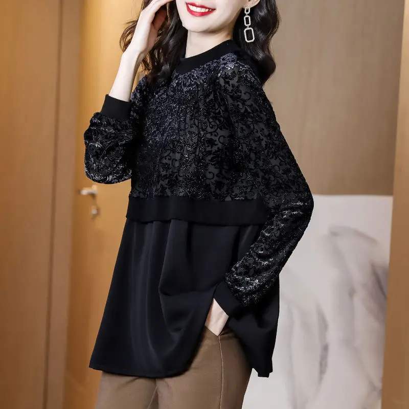 Nobility Thin Black Colour O-Neck Hollow Out Vintage Long Sleeve Two Fake Pieces Medium Length Women Blouse Lace Floral Printing
Nobility Thin Black Colour O-Neck Hollow Out Vintage Long Sleeve Two Fake Pieces Medium Length Women Blouse Lace Floral Printing