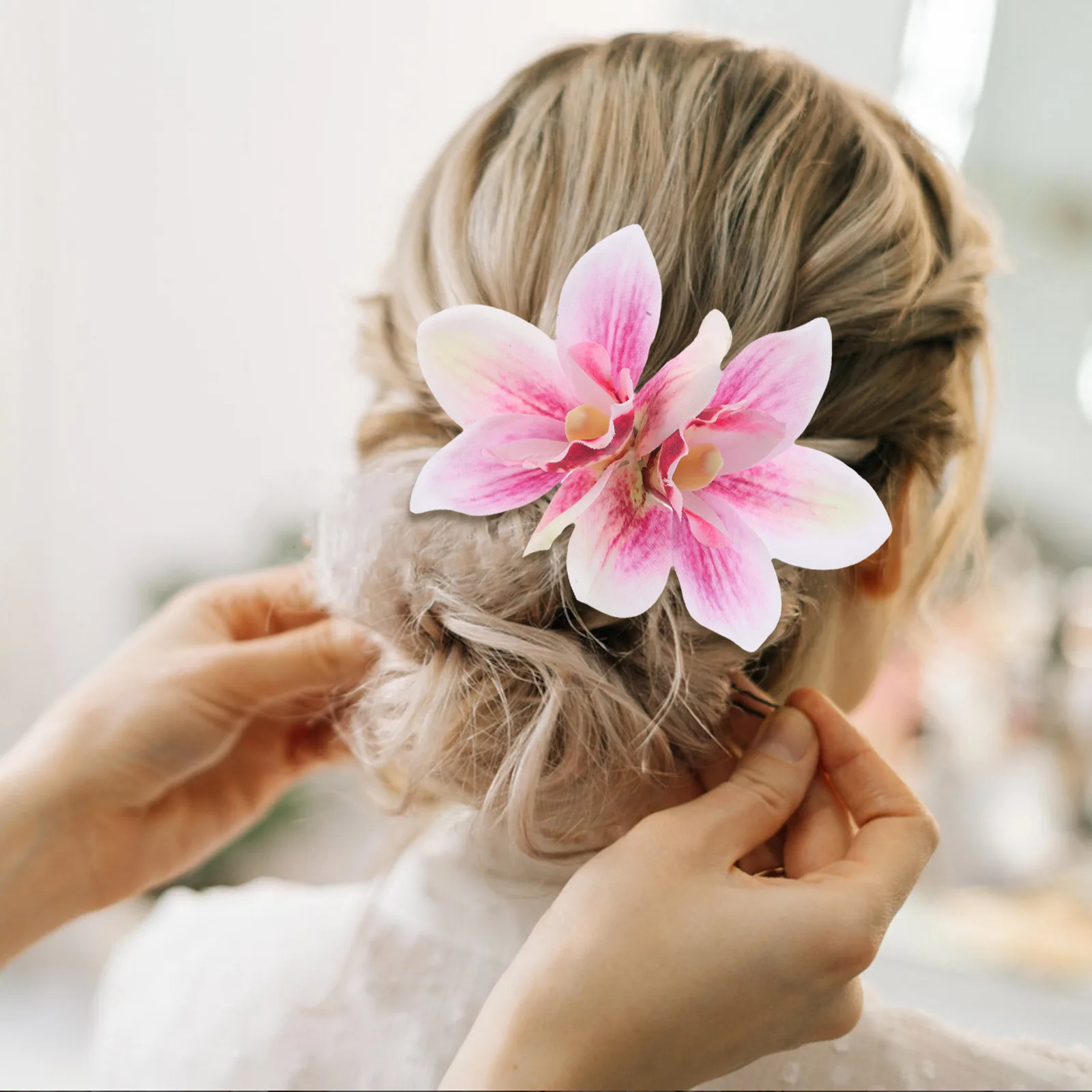 4pcs Hawaiian Flower Clips Artificial Orchid Pins Summer Barrettes Vacation Beach Party Wedding Accessories Lightweight
4pcs Hawaiian Flower Clips Artificial Orchid Pins Summer Barrettes Vacation Beach Party Wedding Accessories Lightweight