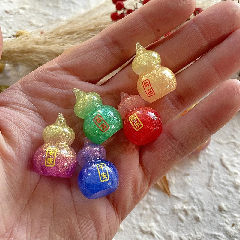 Creative Miniature Landscape Gourd Peace Joy And Wealth Resin Accessories DIY Pendant Car Ornament Jewelry
Creative Miniature Landscape Gourd Peace Joy And Wealth Resin Accessories DIY Pendant Car Ornament Jewelry