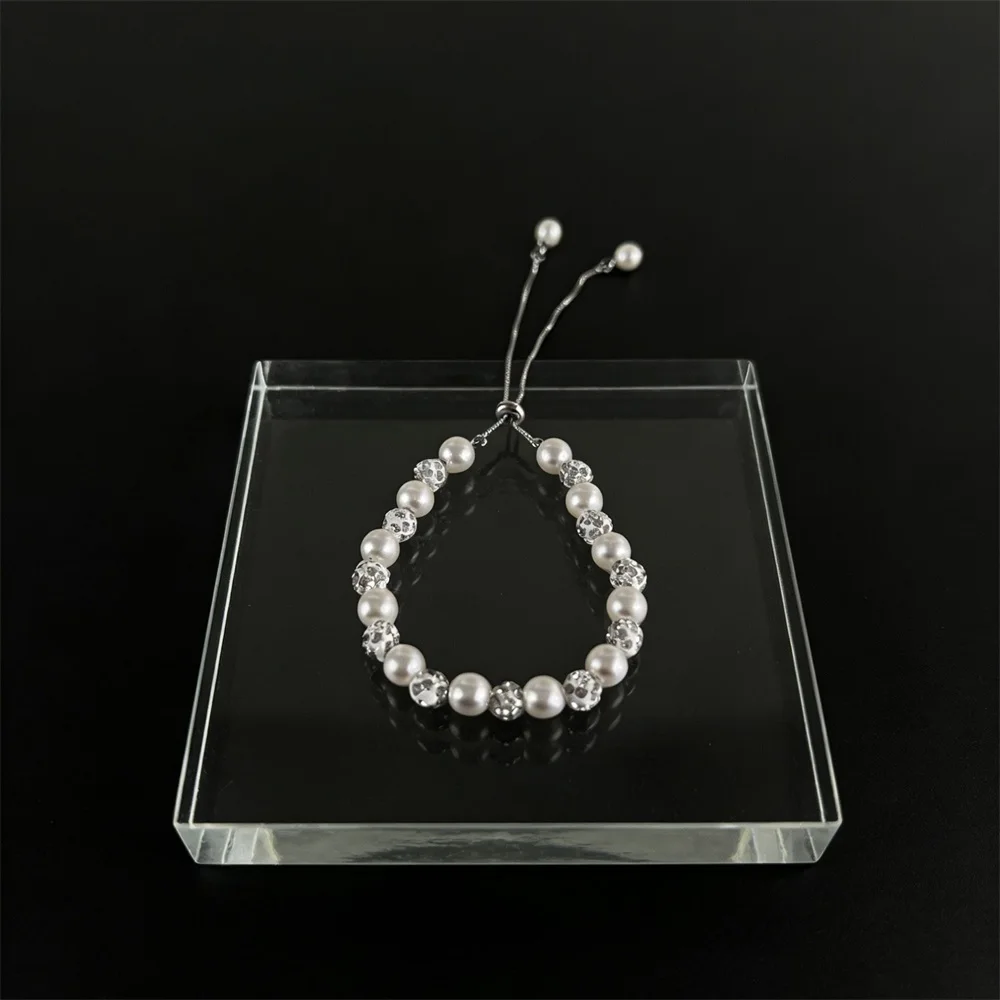 Elegant Silver Chain Bracelet with Teardrop Charm – Delicate Crystal Accent for Women, Perfect Gift for Her, Daily Wear & Specia
Elegant Silver Chain Bracelet with Teardrop Charm – Delicate Crystal Accent for Women, Perfect Gift for Her, Daily Wear & Specia