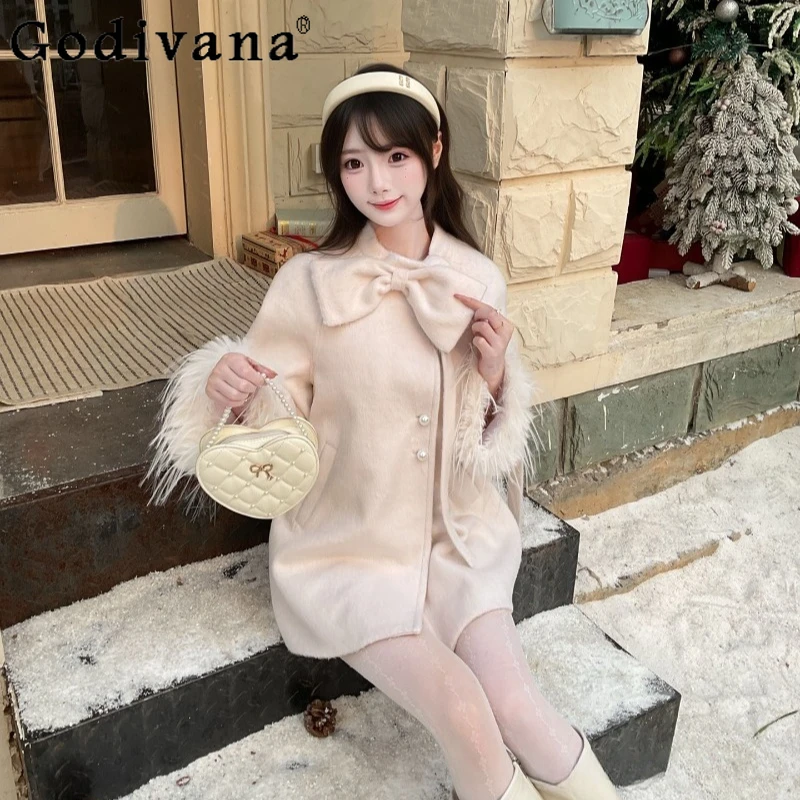 Pink Sweet Ladies Woolen Short Coat with Bow Japanese Style Princess Cute Woolen Coat Women's High Street Feathers Coat
Pink Sweet Ladies Woolen Short Coat with Bow Japanese Style Princess Cute Woolen Coat Women's High Street Feathers Coat