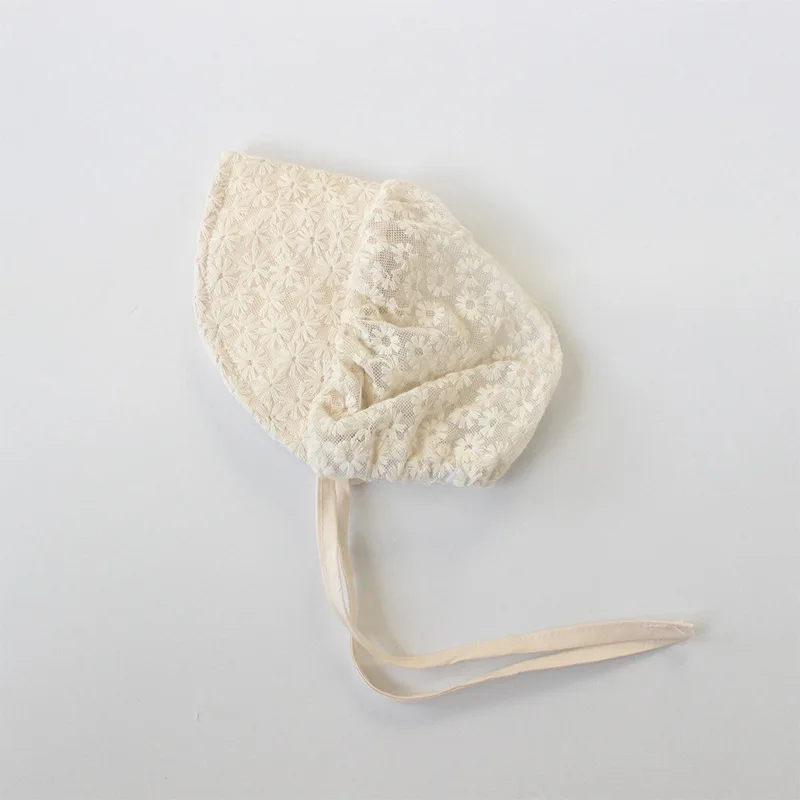 Newborn Lace Bonnet Embroidered Flower Princess Hat for Infant Girl Boy Sweet Large Brim Sun Visor Cotton Hats
Newborn Lace Bonnet Embroidered Flower Princess Hat for Infant Girl Boy Sweet Large Brim Sun Visor Cotton Hats