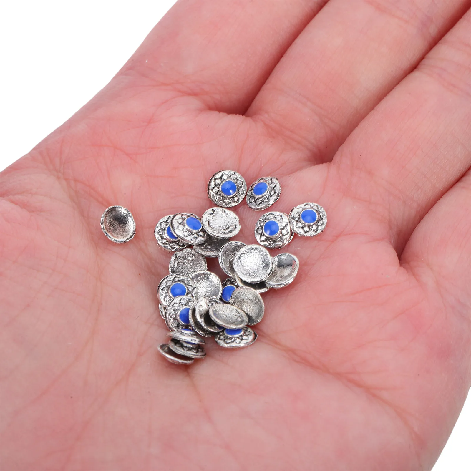 60Pcs Retro Nail Charms Unique Turquoise Crackle Manicure Decorations DIY Nail Art Supplies Vintage Fake Nails Salon Ornaments
60Pcs Retro Nail Charms Unique Turquoise Crackle Manicure Decorations DIY Nail Art Supplies Vintage Fake Nails Salon Ornaments