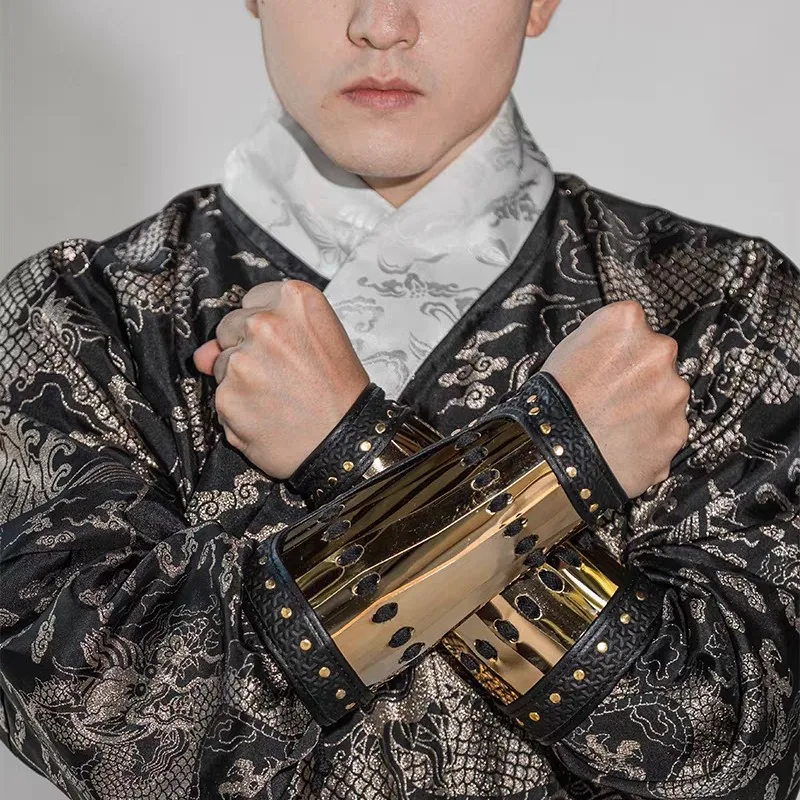 A pair Adjustable Silver Golden Stainless Steel Plate Armor Hanfu Wrist Guard, Traditional Armor Accessories Cosplay Props
A pair Adjustable Silver Golden Stainless Steel Plate Armor Hanfu Wrist Guard, Traditional Armor Accessories Cosplay Props