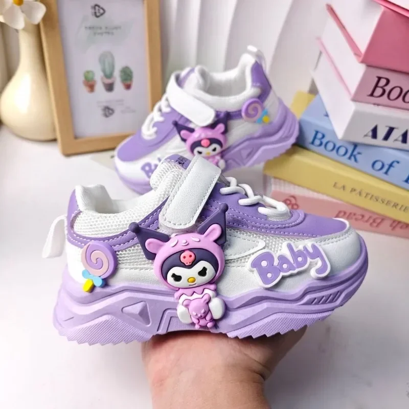 Girly Heart Kuromi аниме Kawaii MINISO кулон повседневная обувь милый мультфильм 2025 детские спортивные дышащие кроссовки для отдыха подарки
Girly Heart Kuromi аниме Kawaii MINISO кулон повседневная обувь милый мультфильм 2025 детские спортивные дышащие кроссовки для отдыха подарки