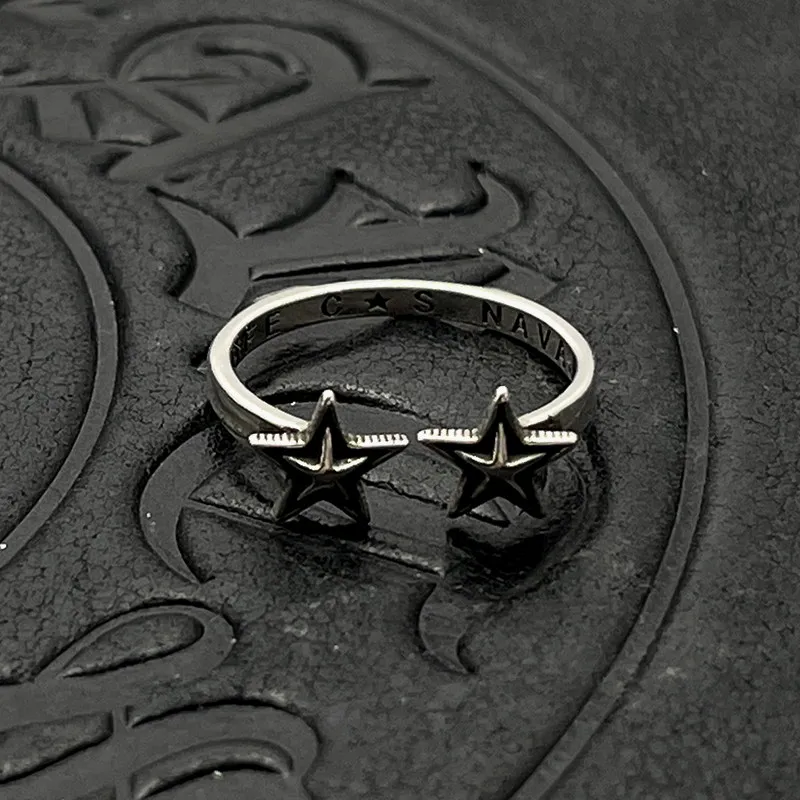 S925 sterling silver retro double five-pointed star open ring ring niche temperament
S925 sterling silver retro double five-pointed star open ring ring niche temperament