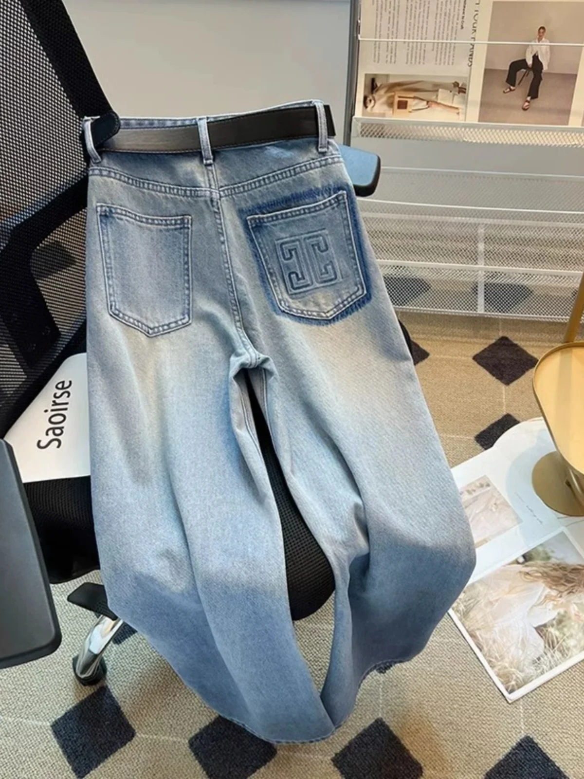 Light Blue Straight Leg Denim Jeans Women's Spring 2026 Pocket Color Block Loose Slimming Drapey Wide Leg Floor-Length Pants
Light Blue Straight Leg Denim Jeans Women's Spring 2026 Pocket Color Block Loose Slimming Drapey Wide Leg Floor-Length Pants