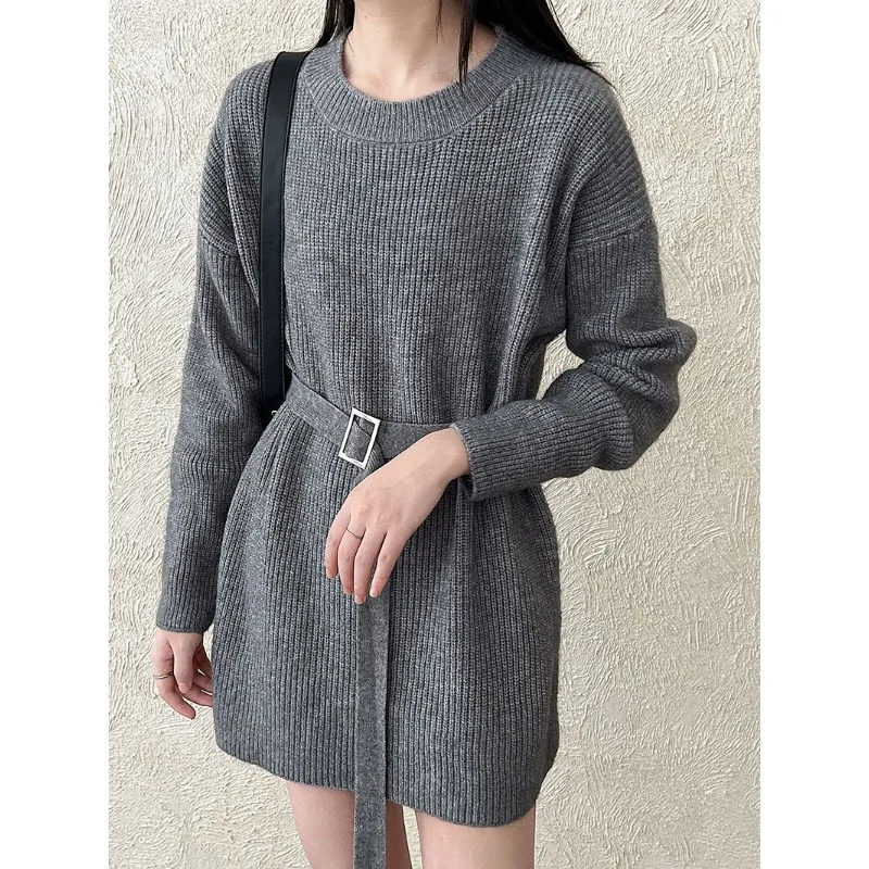 2025 Autumn New Temperament Waist Sweater Skirt Women's Casual Design Sense Fashion Knitted Dress
2025 Autumn New Temperament Waist Sweater Skirt Women's Casual Design Sense Fashion Knitted Dress