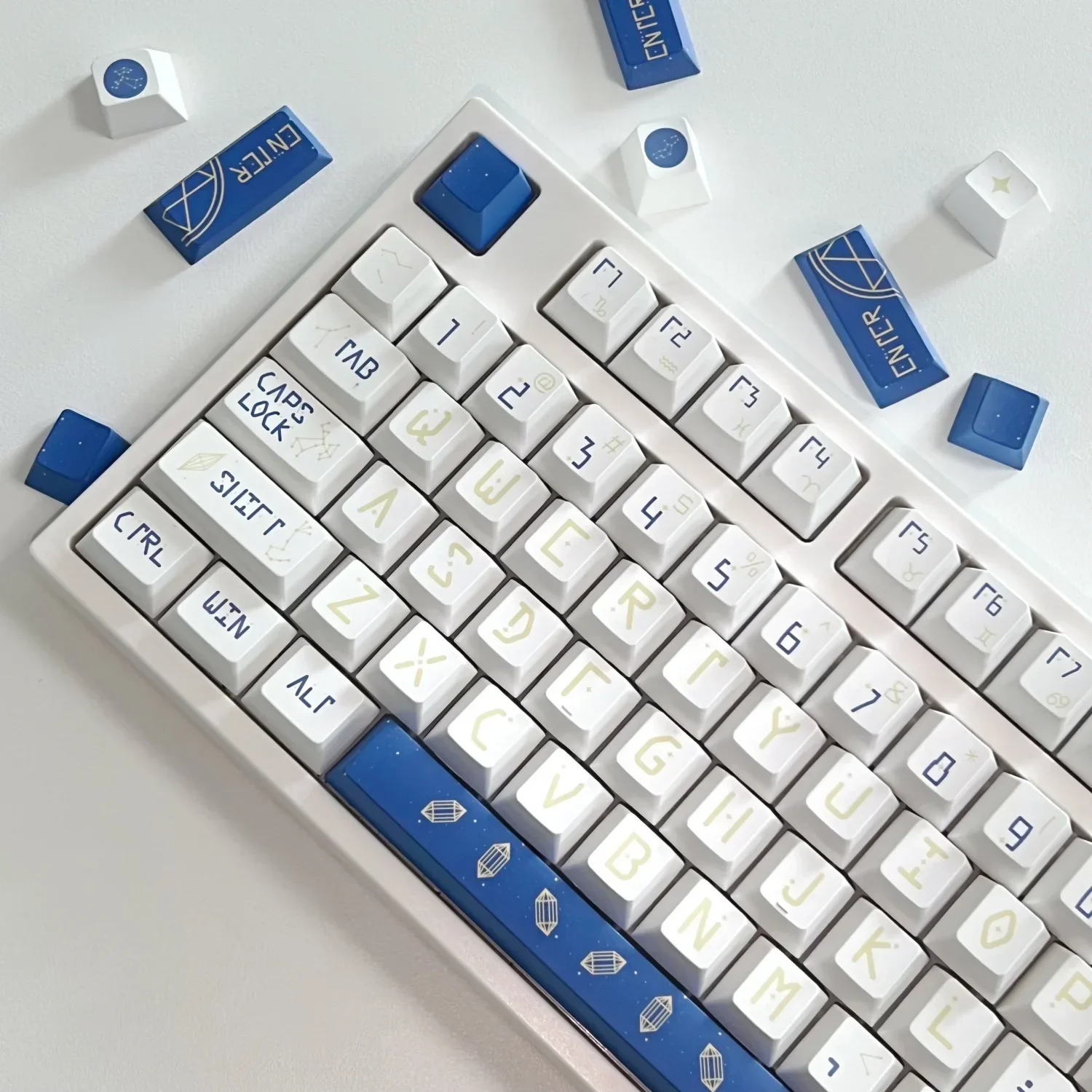 Constellation keycaps, suitable for mechanical keyboards Original height PBT material Sublimation keycaps
Constellation keycaps, suitable for mechanical keyboards Original height PBT material Sublimation keycaps