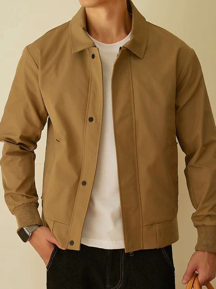 Весеннее легкое повседневное мужское пальто в клетку в тонкую клетку из ткани для поездок на работу, против морщин, легкое пальто с воротником
Весеннее легкое повседневное мужское пальто в клетку в тонкую клетку из ткани для поездок на работу, против морщин, легкое пальто с воротником