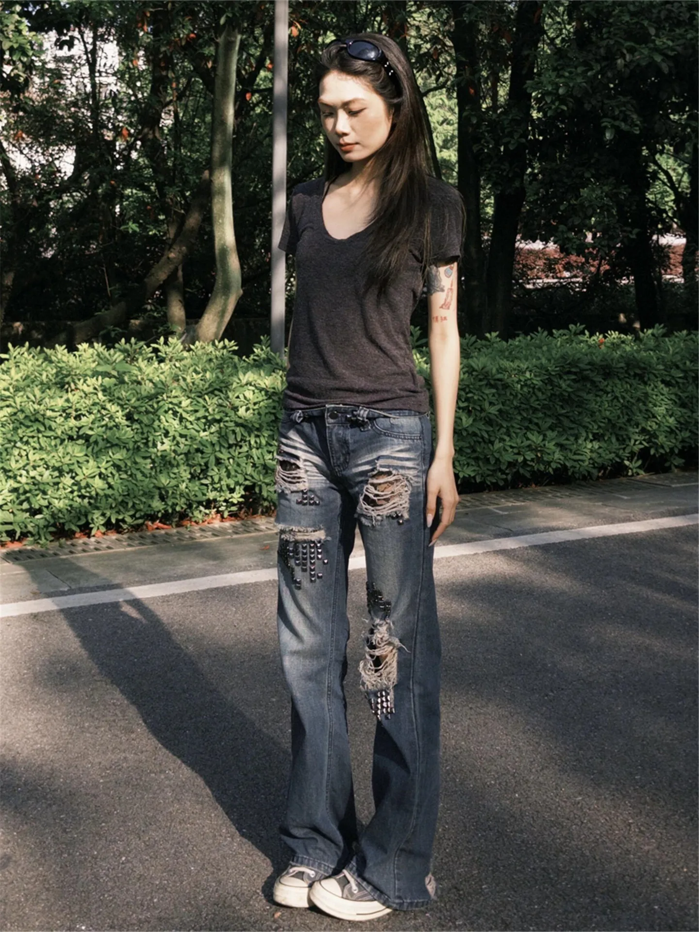 Low-Waist Distressed Denim Jeans Women's Summer Loose Slimming Street Style Bell Bottoms Cotton Casual High Elasticity
Low-Waist Distressed Denim Jeans Women's Summer Loose Slimming Street Style Bell Bottoms Cotton Casual High Elasticity