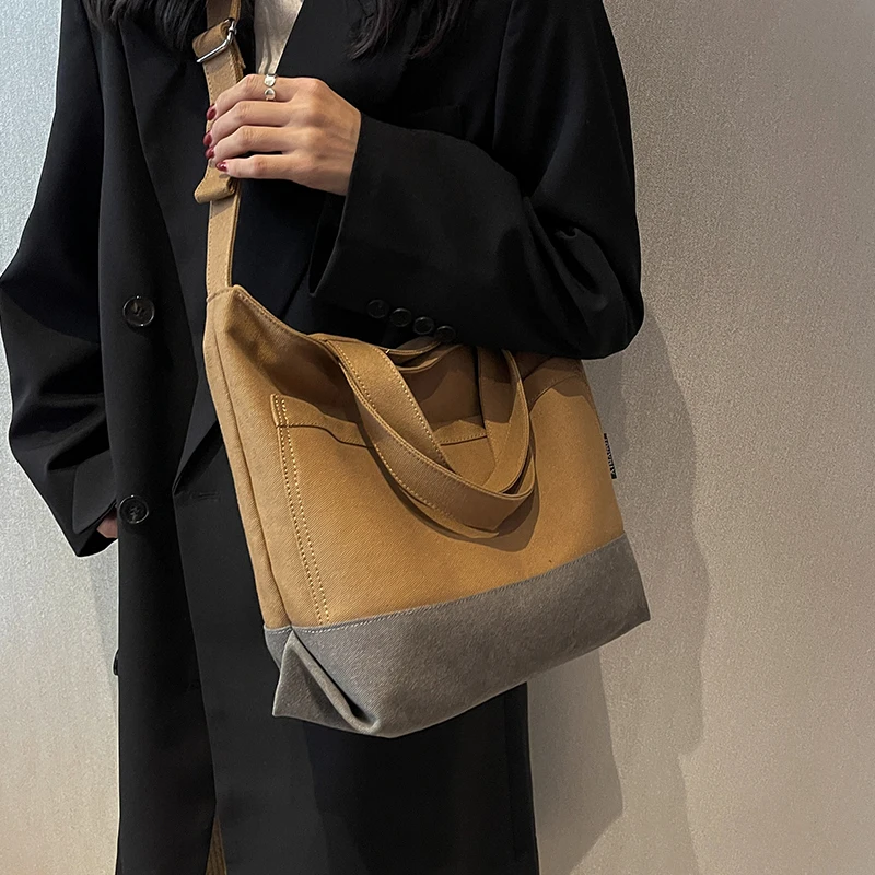 VeryMeWaterproof Bag Large Capacity Canvas Bag Female Messenger Korean Student Harajuku Japanese One-shoulder Large Bag Tote Bag
VeryMeWaterproof Bag Large Capacity Canvas Bag Female Messenger Korean Student Harajuku Japanese One-shoulder Large Bag Tote Bag