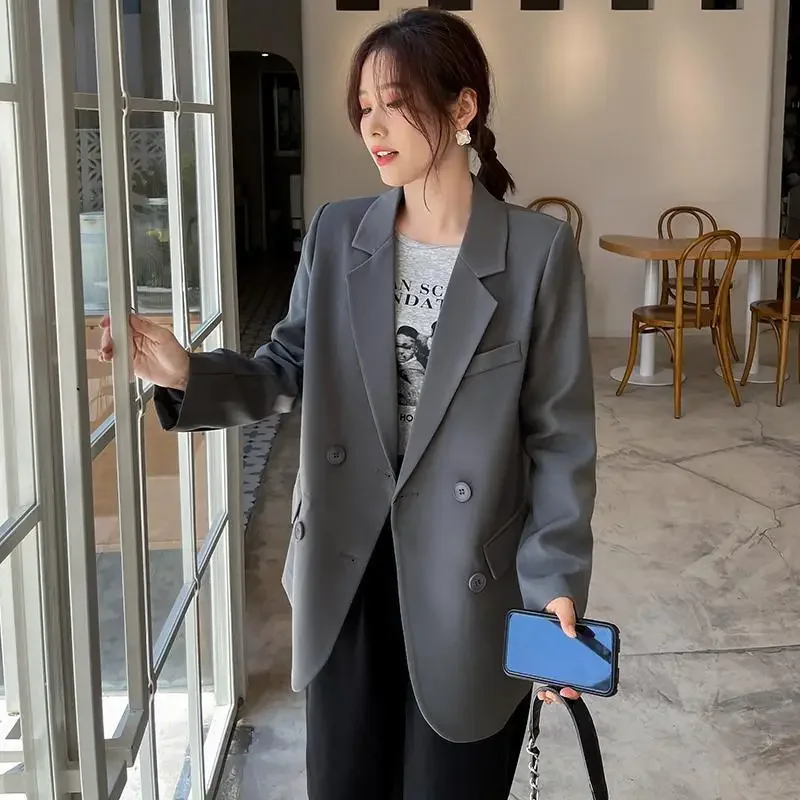 Insozkdg New Spring Autumn 2024 Korean Loose Fit Double-breasted Grey Suit Jacket Women with High-end Feel Hot Sale Blazer Women
Insozkdg New Spring Autumn 2024 Korean Loose Fit Double-breasted Grey Suit Jacket Women with High-end Feel Hot Sale Blazer Women