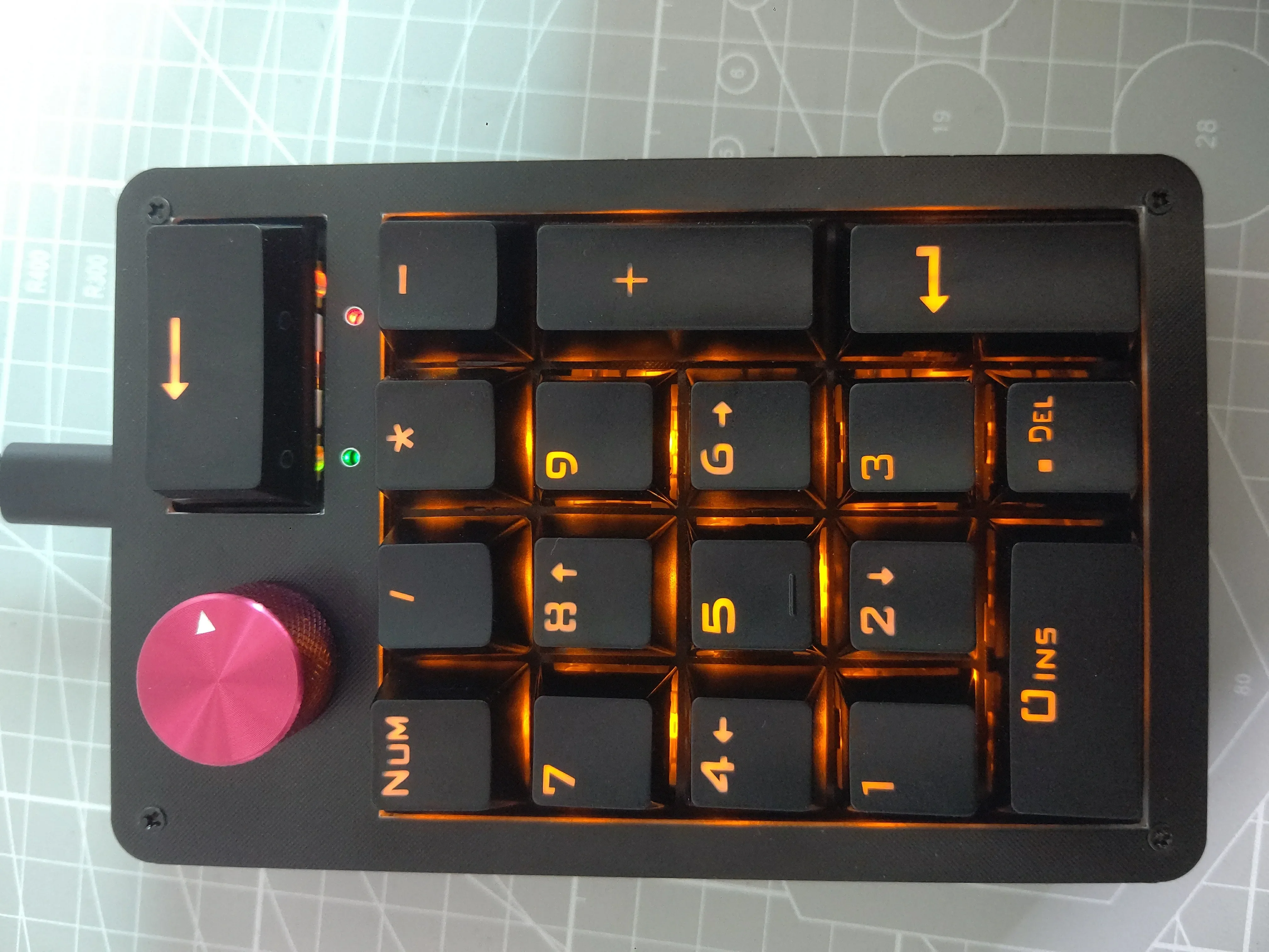 Горячая залка, 18-клавишная ручка, комплект Custom Pad, бесшумный офисный игровой тестер оси, механическая клавиатура по индивидуальному заказу
Горячая залка, 18-клавишная ручка, комплект Custom Pad, бесшумный офисный игровой тестер оси, механическая клавиатура по индивидуальному заказу