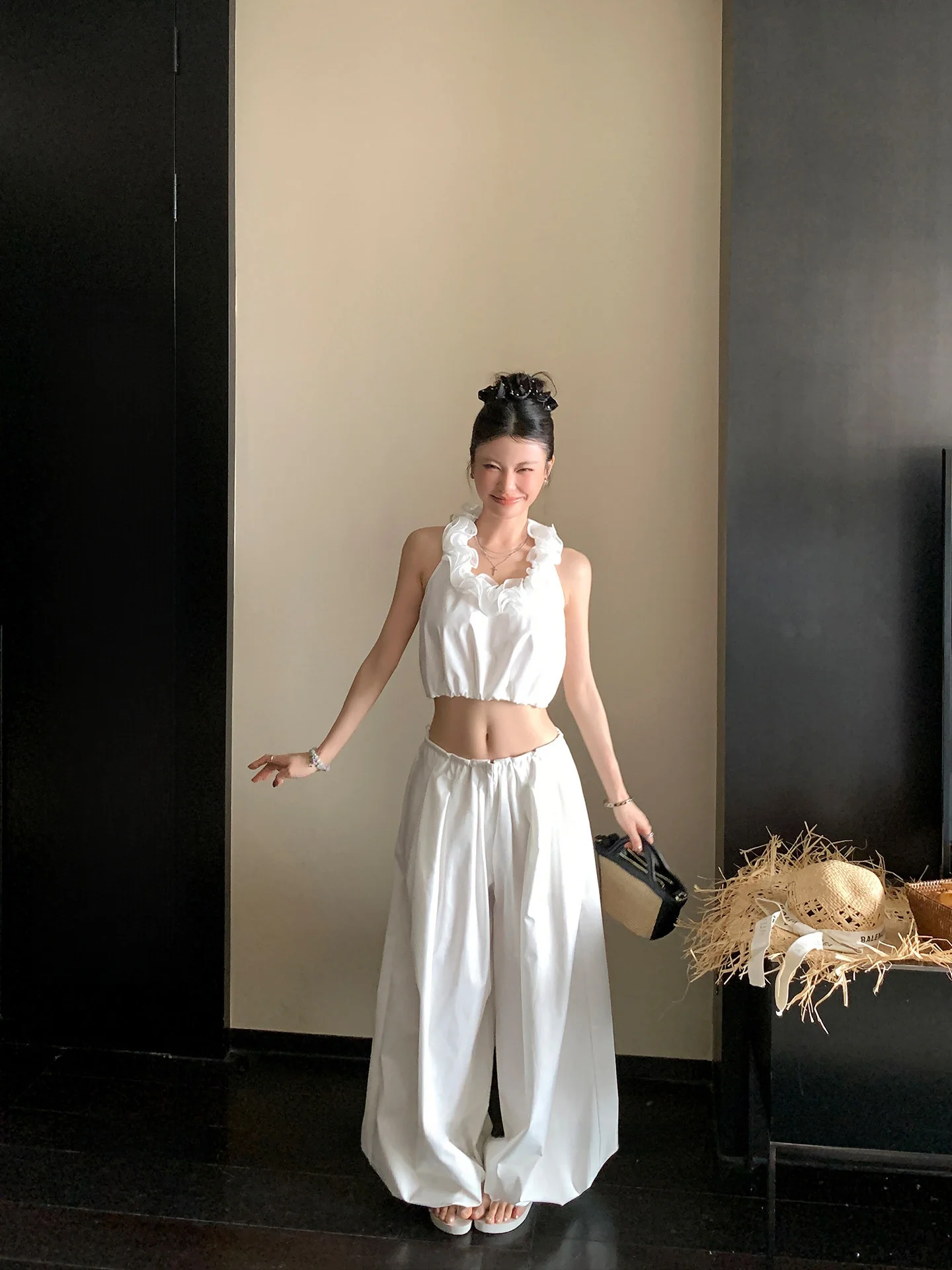 Lione White Lace ter Ne Tube Top with Wide Leg Pants Lantern Svel Spring Summer Faion Set Women's Polyester Fiber
Lione White Lace ter Ne Tube Top with Wide Leg Pants Lantern Svel Spring Summer Faion Set Women's Polyester Fiber