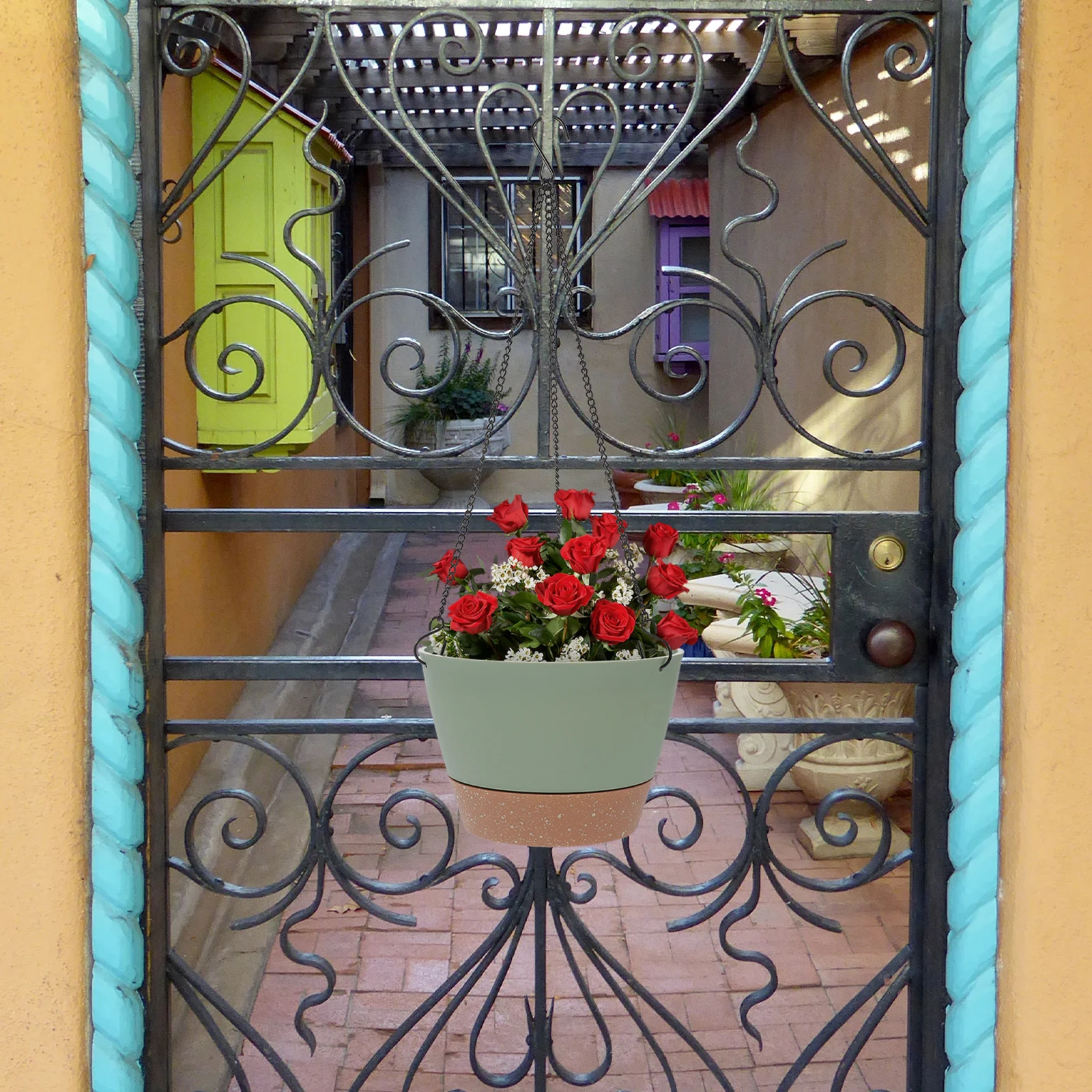 Wall Hanging Planter Basket for Home Garden Decor Classic Design Flower Pot for Indoor Outdoor Plants Balcony Hanging Container
Wall Hanging Planter Basket for Home Garden Decor Classic Design Flower Pot for Indoor Outdoor Plants Balcony Hanging Container