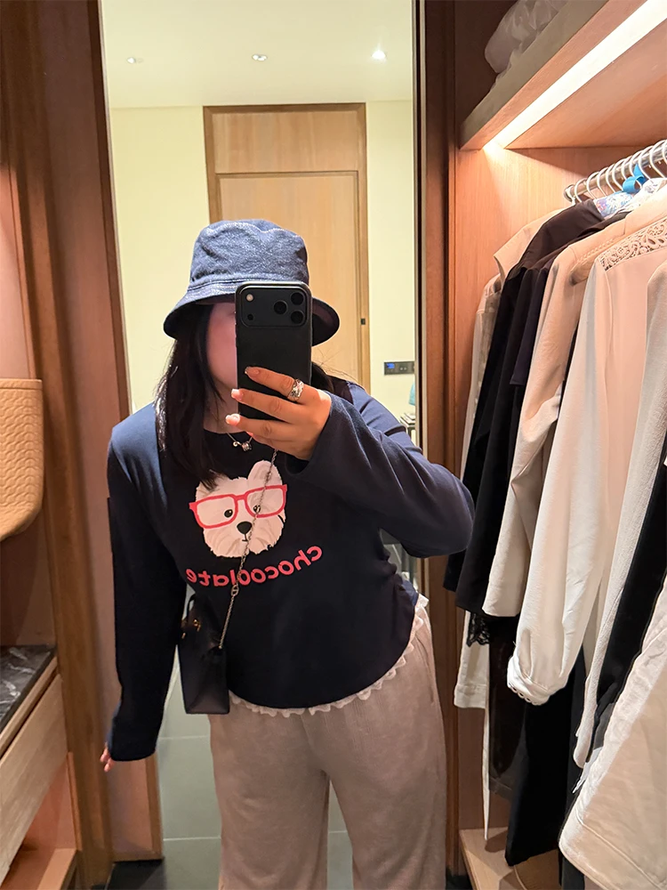 Long Sleeve Lace Splice Slimming T-Shirt Large Size Women's Fashion Cartoon Dog Print round Neck Pullover Top by Pencil Littl...
Long Sleeve Lace Splice Slimming T-Shirt Large Size Women's Fashion Cartoon Dog Print round Neck Pullover Top by Pencil Littl...