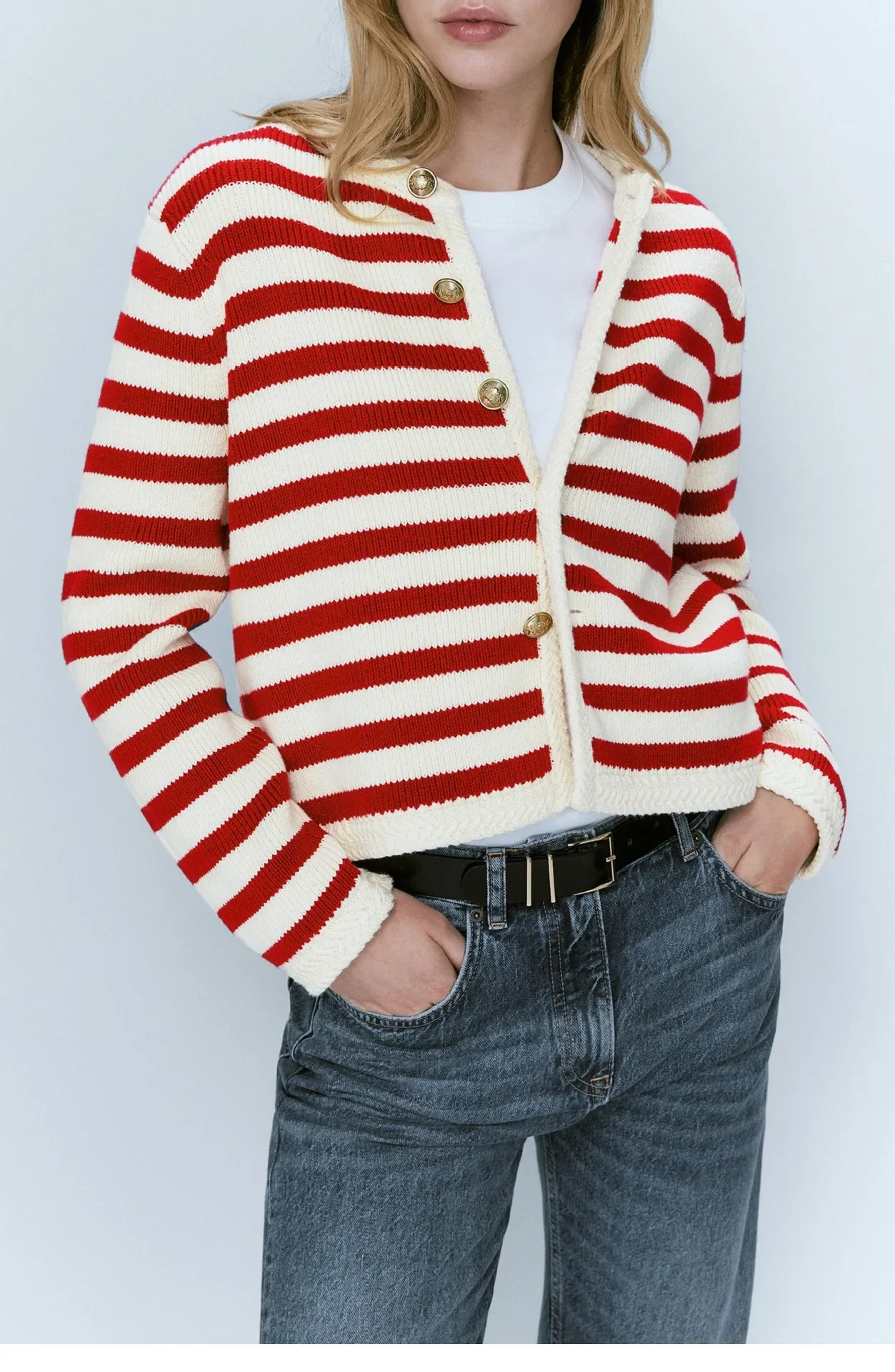 Massimo Dutti women's 2025 fall new round neck sweater jacket red and white striped knit cardigan single-breasted
Massimo Dutti women's 2025 fall new round neck sweater jacket red and white striped knit cardigan single-breasted