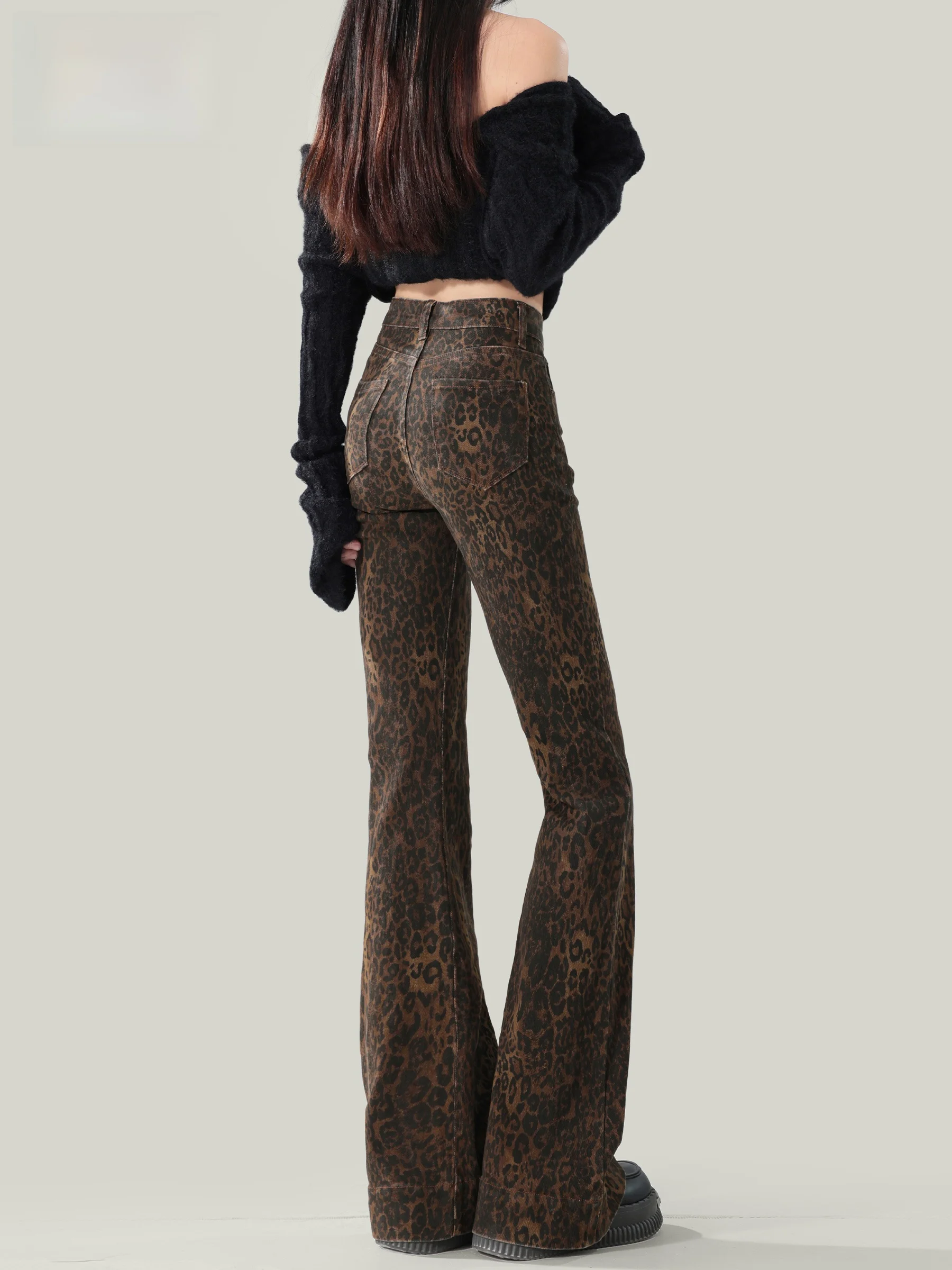 Retro Leopard Print High Waist Bell Bottom Jeans Women's Slimming American Style Hot Girl Long Pants Fall New Arrival
Retro Leopard Print High Waist Bell Bottom Jeans Women's Slimming American Style Hot Girl Long Pants Fall New Arrival
