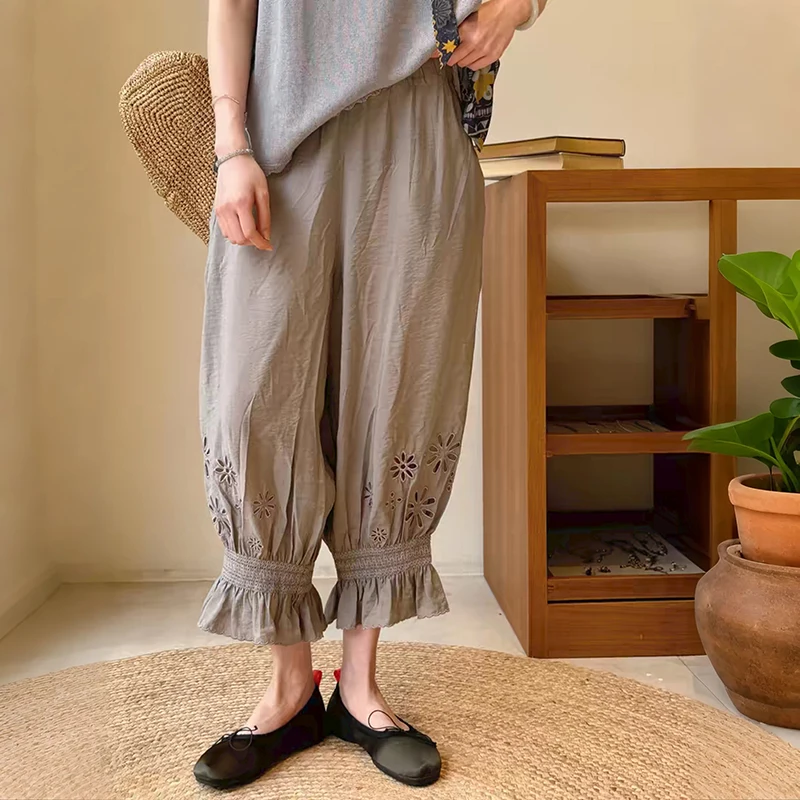 Summer 2026 Airy Elastic Waist Lantern Pants Hollow out Floral Casual Trousers French Style Polyester Fiber Mid-Aged Women
Summer 2026 Airy Elastic Waist Lantern Pants Hollow out Floral Casual Trousers French Style Polyester Fiber Mid-Aged Women