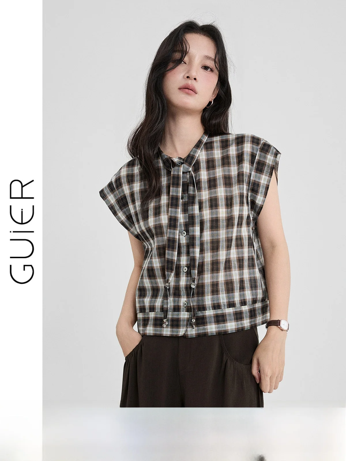 Pure Cotton Plaid Shirt Women's Summer 2026 New Stand Collar Tie Loose Slimming Retro Blouse Breathable Casual Style Loose Fit
Pure Cotton Plaid Shirt Women's Summer 2026 New Stand Collar Tie Loose Slimming Retro Blouse Breathable Casual Style Loose Fit