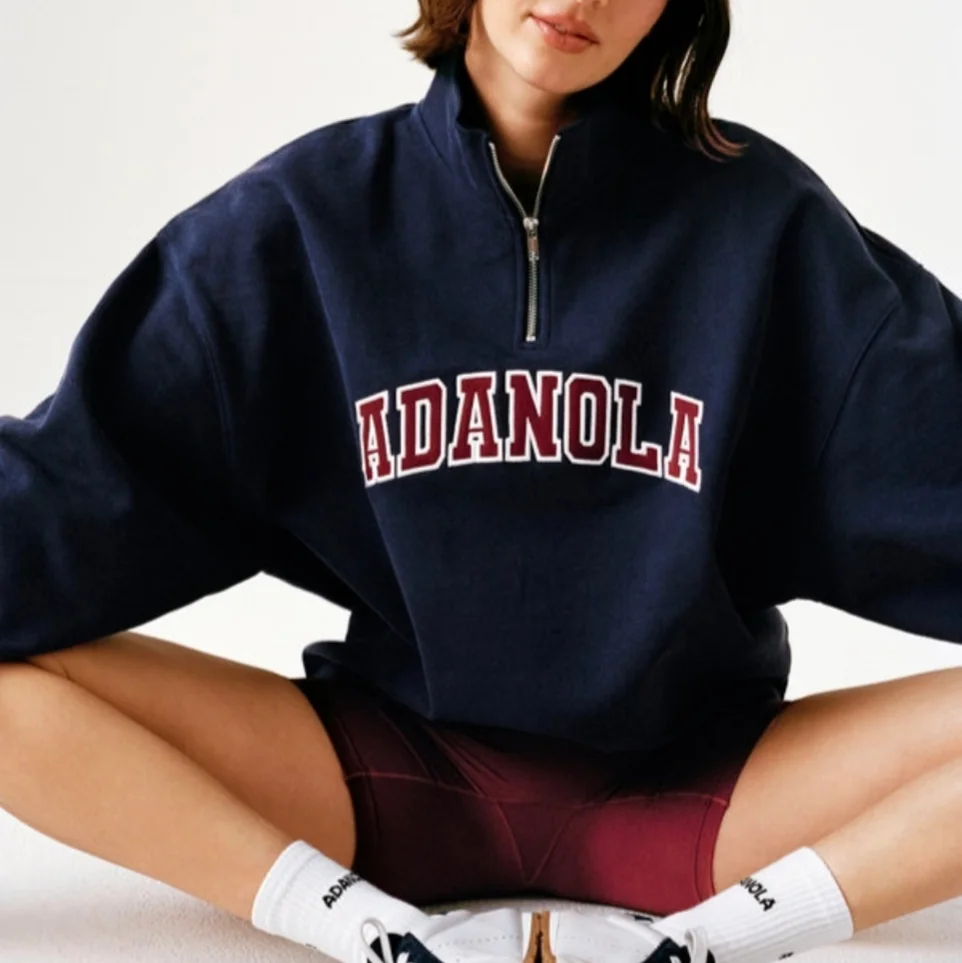 Loose Fit Hoodie Sweatshirt with Zipper And Letter Embroidery in Dark Blue for Women Stand Collar Street Style Casual Top
Loose Fit Hoodie Sweatshirt with Zipper And Letter Embroidery in Dark Blue for Women Stand Collar Street Style Casual Top