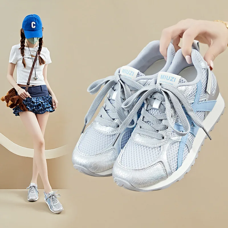 Весенне-летние женские кроссовки на толстой платформе со шнуровкой, лоскутные сетчатые дышащие кроссовки с толстой подошвой для бега на открытом воздухе
Весенне-летние женские кроссовки на толстой платформе со шнуровкой, лоскутные сетчатые дышащие кроссовки с толстой подошвой для бега на открытом воздухе