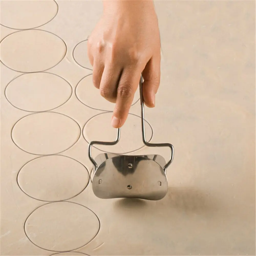 Portable Stainless Steel Dumpling Wrapper Mould Dough Pie Ravioli Maker Pastry Cutter Baking & pastry tools Kitchen accessories
Portable Stainless Steel Dumpling Wrapper Mould Dough Pie Ravioli Maker Pastry Cutter Baking & pastry tools Kitchen accessories