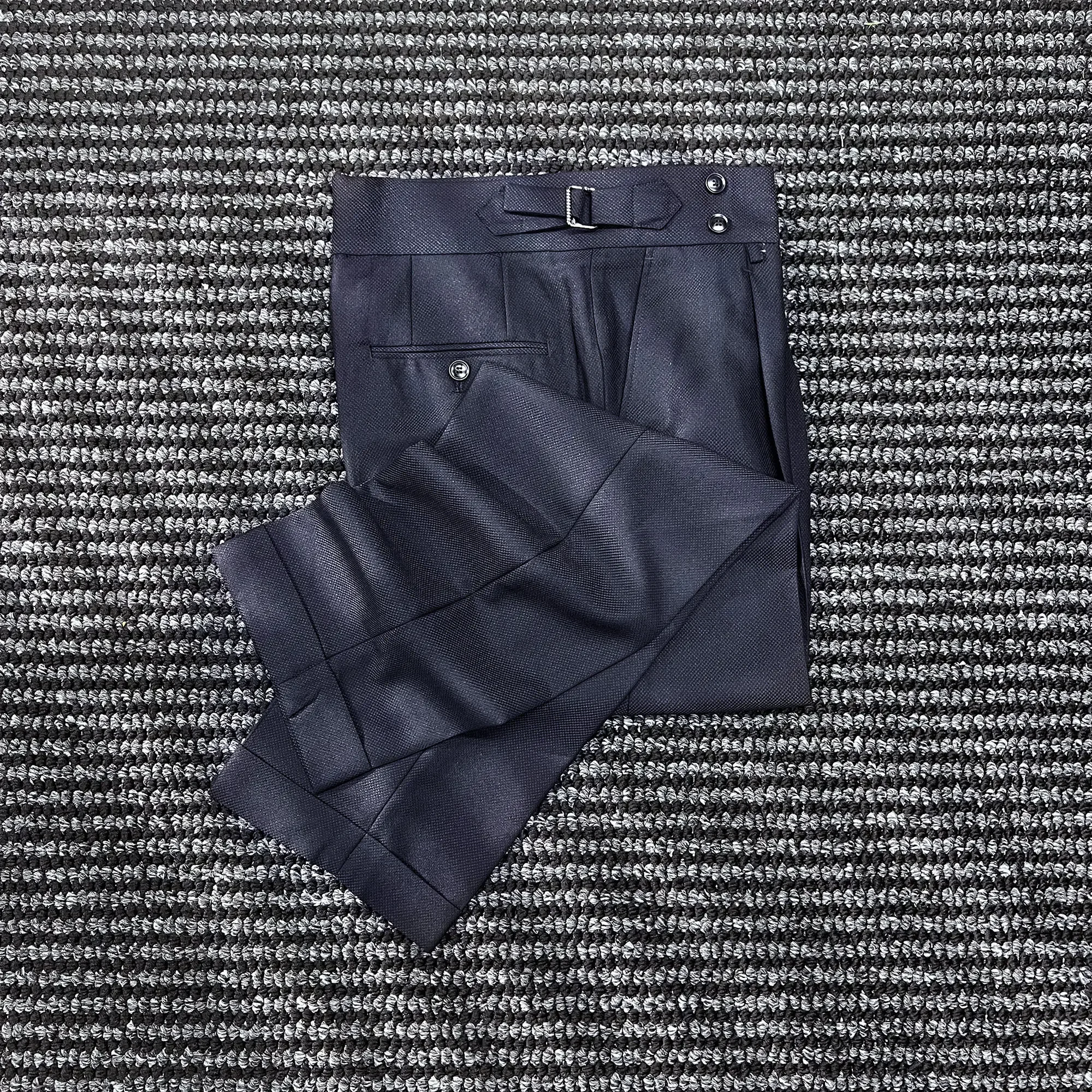 Gentleman's business commuter trousers men's gentry Paris buckle straight through casual trousers tide
Gentleman's business commuter trousers men's gentry Paris buckle straight through casual trousers tide