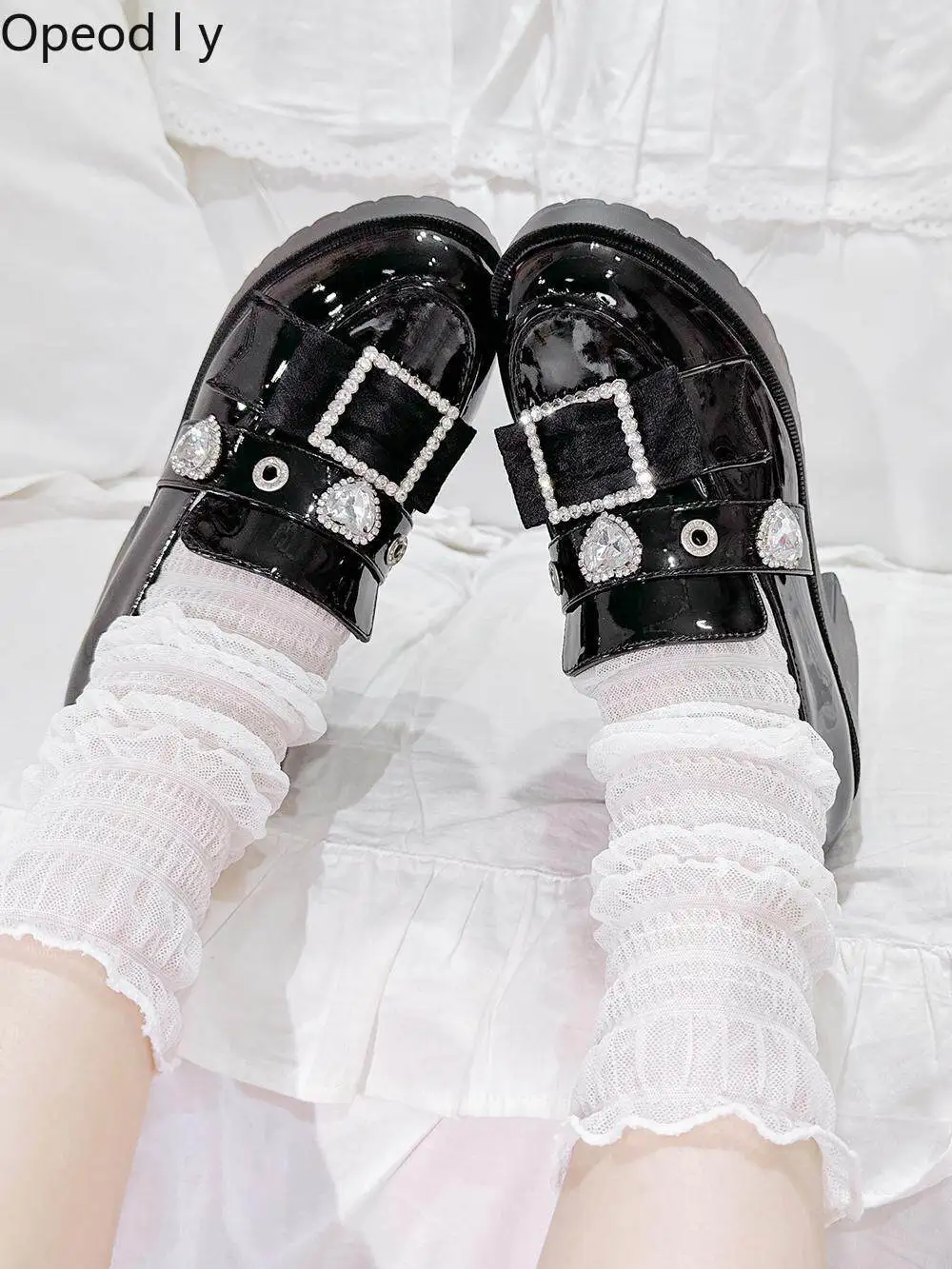 Women's Middle Heel Shoes Original Loafers Japanese Mass-production Heavy Diamond Jk Student Patent Leather Shoes High Heels
Women's Middle Heel Shoes Original Loafers Japanese Mass-production Heavy Diamond Jk Student Patent Leather Shoes High Heels