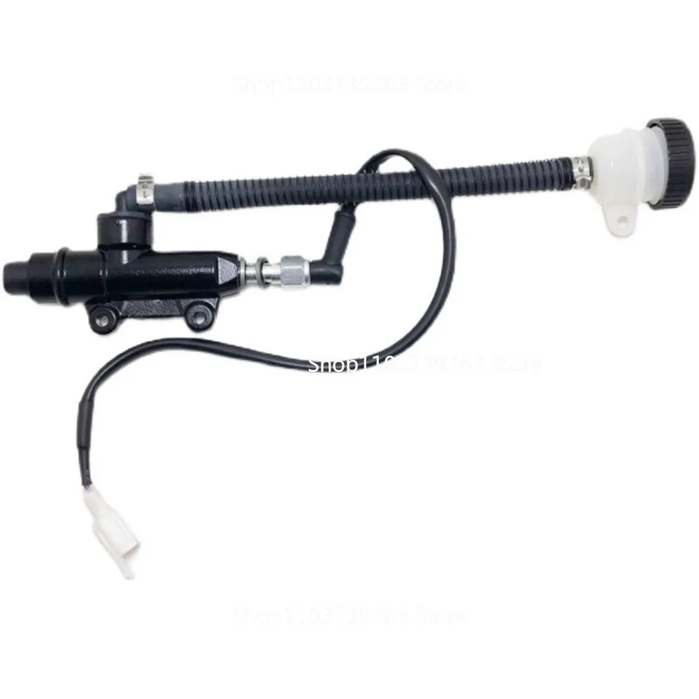 Suitable for Benelli Accessories Lemberon 300 Hurricane 302 Rear Brake Pump BJ300 BJ300GS-C Rear Oil Pump
Suitable for Benelli Accessories Lemberon 300 Hurricane 302 Rear Brake Pump BJ300 BJ300GS-C Rear Oil Pump