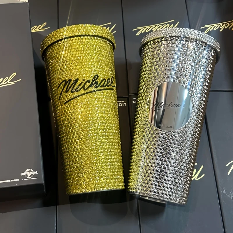 In Stock 26 New Fan Merch Gold Diamond Cup Silver Plated Cup Fedora Hat Shaped Bucket, Limited Collectible Gift For Music Fans
In Stock 26 New Fan Merch Gold Diamond Cup Silver Plated Cup Fedora Hat Shaped Bucket, Limited Collectible Gift For Music Fans