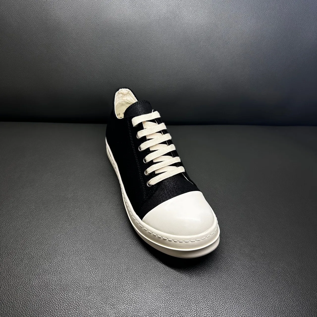 Ro Classic Black Canvas Men's Casual Shoes Low Top Waxed Canvas Sneaker with Thick Sole Lace-Up for Luxury Women
Ro Classic Black Canvas Men's Casual Shoes Low Top Waxed Canvas Sneaker with Thick Sole Lace-Up for Luxury Women