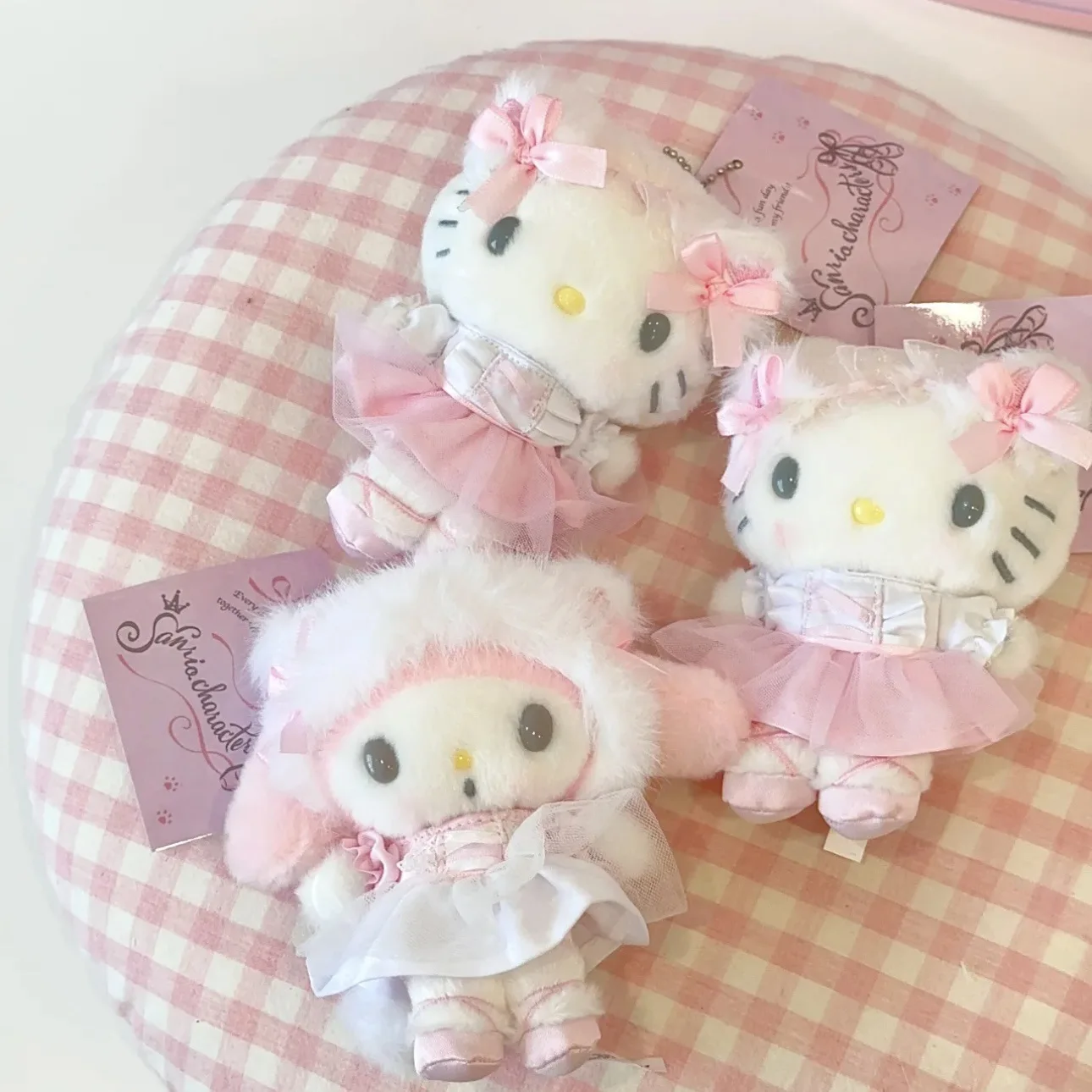 Cartoon Hello Kitty Kuromi My Melody Cinnamoroll Ballet Series Plush Doll Keychain PP Cotton Filled Doll School Bag Pendant
Cartoon Hello Kitty Kuromi My Melody Cinnamoroll Ballet Series Plush Doll Keychain PP Cotton Filled Doll School Bag Pendant