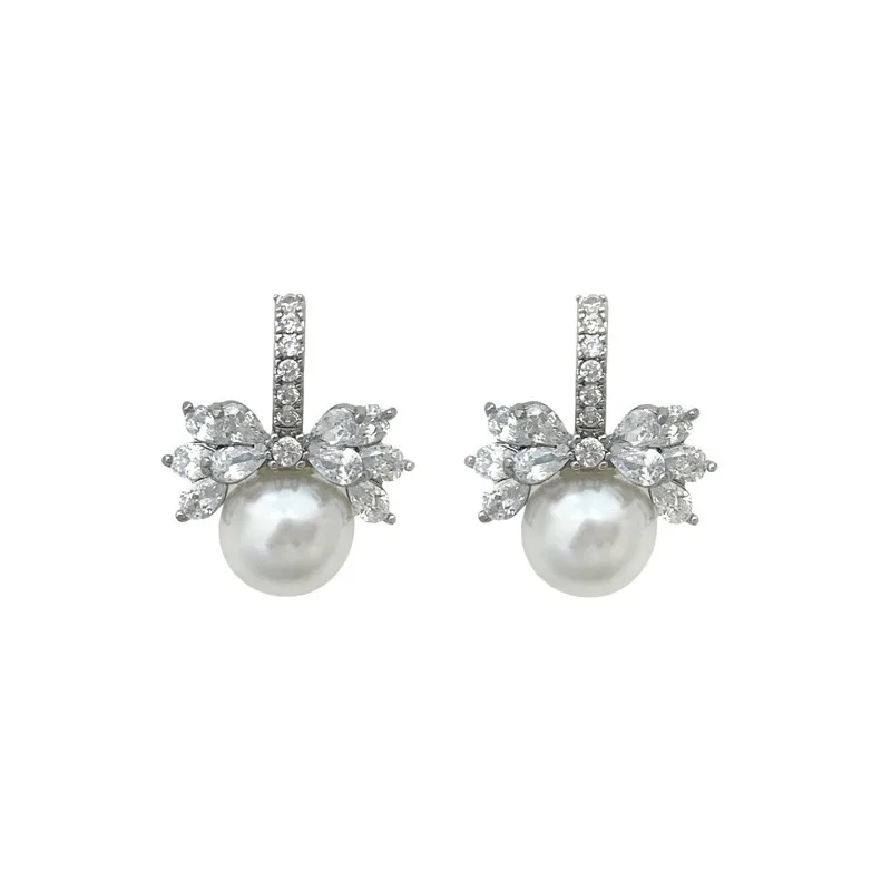 H Light luxury bow pearl earrings, women's temperament diamond-set earrings, high-end ear buckles, great-looking and gentle
H Light luxury bow pearl earrings, women's temperament diamond-set earrings, high-end ear buckles, great-looking and gentle