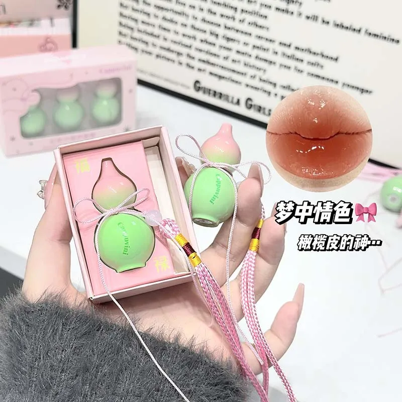 Small Gourd Watery Lip Gloss Mirror Pure Tempt Plump Finish Brightening for Fair Skin Student Affordable Lip Gloss
Small Gourd Watery Lip Gloss Mirror Pure Tempt Plump Finish Brightening for Fair Skin Student Affordable Lip Gloss